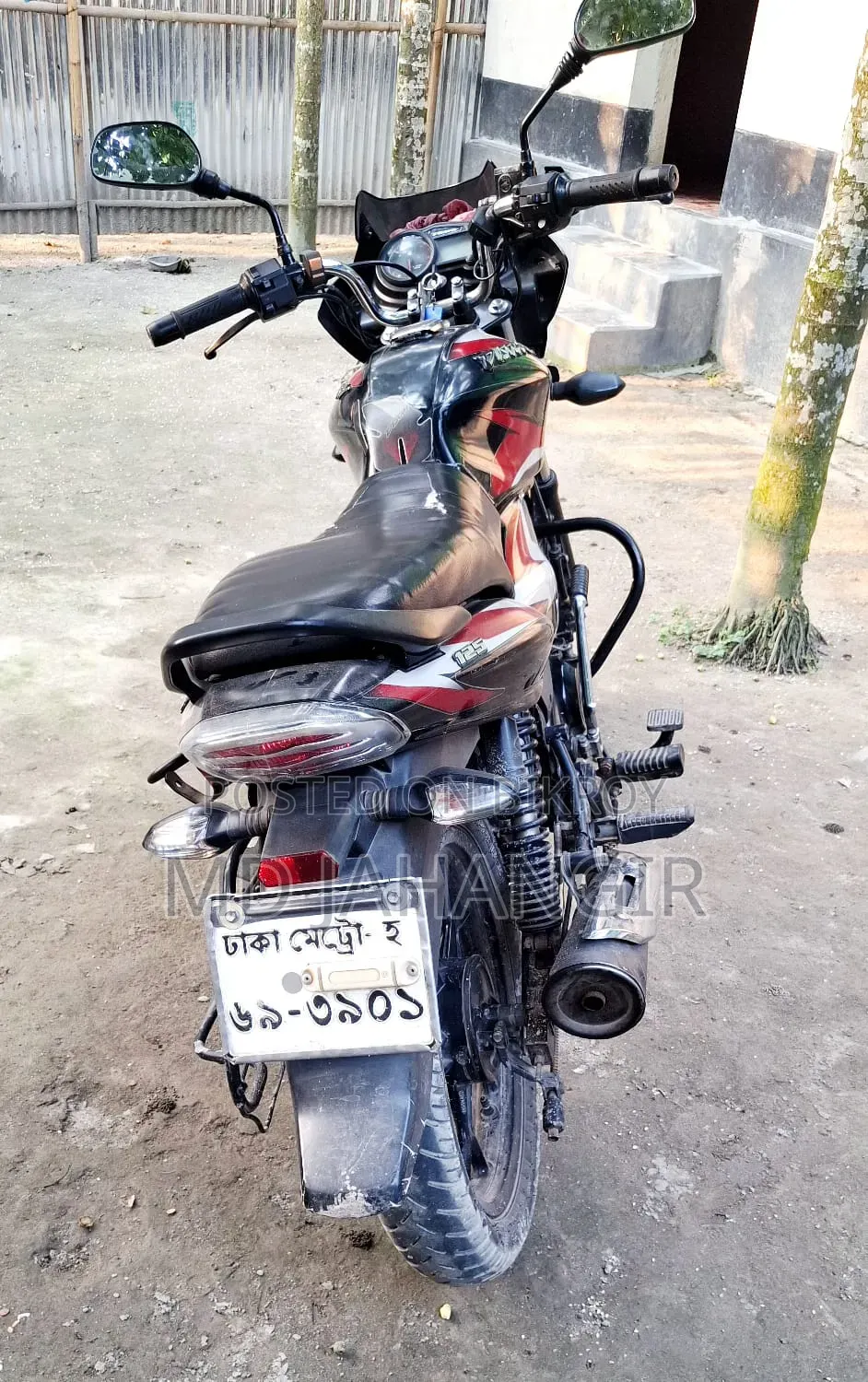 Bajaj Discover 150 2020 Red