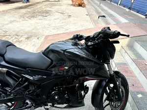 New Bajaj Pulsar N160 2026 Black