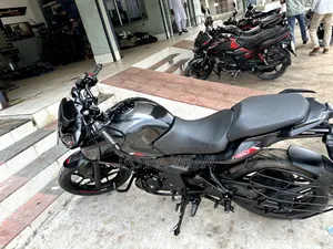 New Bajaj Pulsar N160 2026 Black