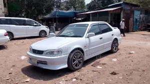 Toyota Corolla 1997 White