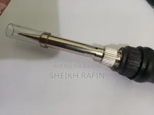 সোল্ডারিং আয়রন সোল্ডারিং কিট।