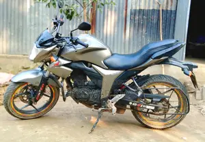 Suzuki Gixxer Monotone 2016 Silver
