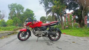 Bajaj Pulsar 135 LS 2016 Red