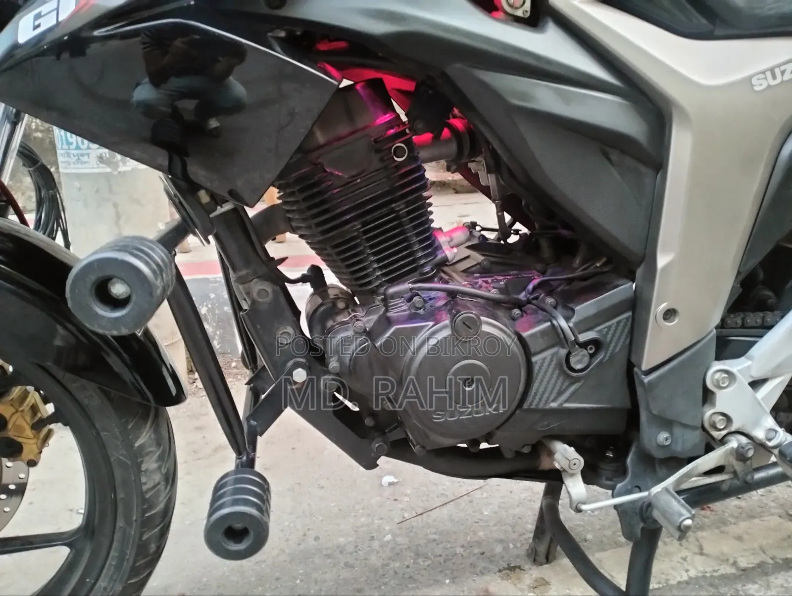 সুজুকি জিক্সার মনোটোন ২০২২ কালো
