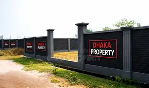 300ft 10 Katha Lake North at Sector-2
