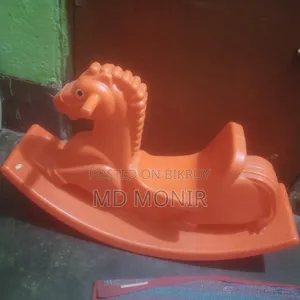 খেলনা ঘোড়া
