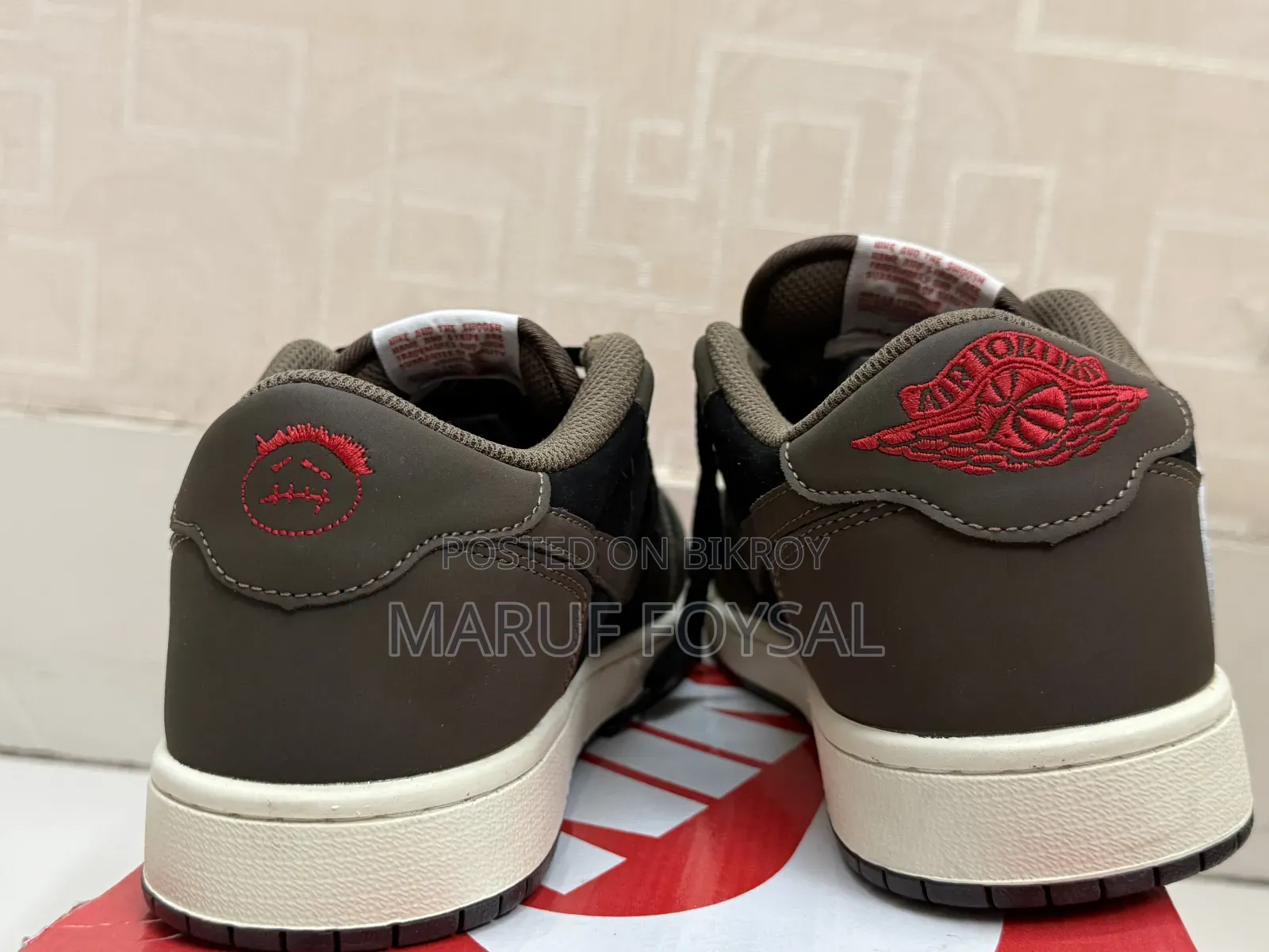 Jordan 1 Retro Low Og Sp Travis Scott Mocha | ১.১ গ্রেড | সাইজ (৪৪)