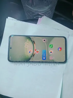 টেকনো স্পার্ক ৪০ প্রো ২৫৬ জিবি