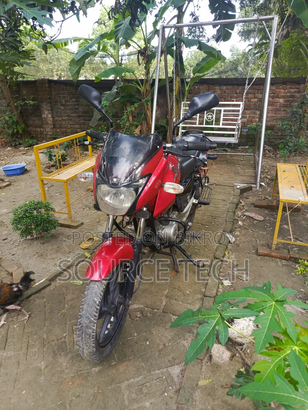 Bajaj Pulsar 150 2015 Red