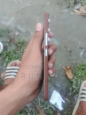 Tecno Spark 40 Pro 128 GB Silver