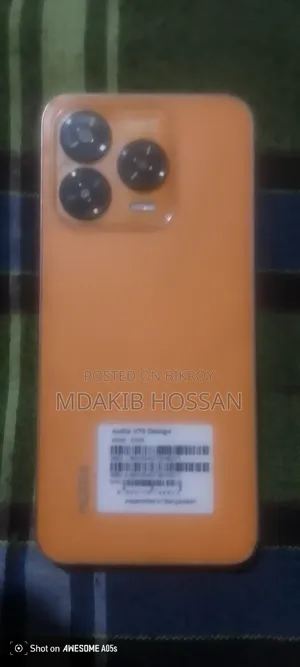 nubia V70 Design