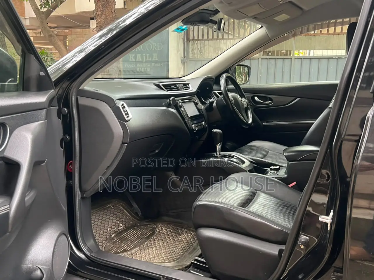 Nissan X-Trail 2.0 Petrol AWD 2014 Black