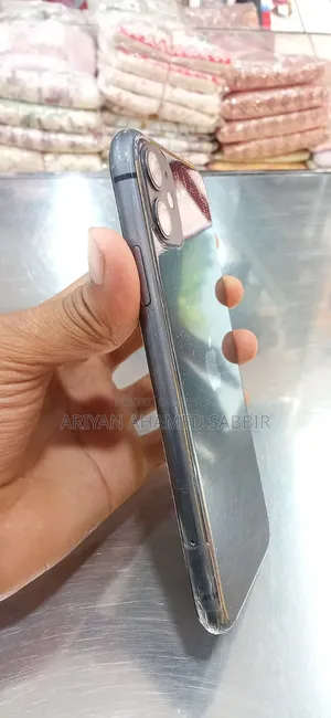 Apple iPhone 11 128 GB Black