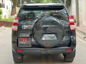 Toyota Land Cruiser Prado 2011 Black