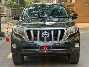 Toyota Land Cruiser Prado 2011 Black
