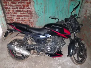 নতুন বাজাজ পালসার ১৫০ ২০২২ কালো