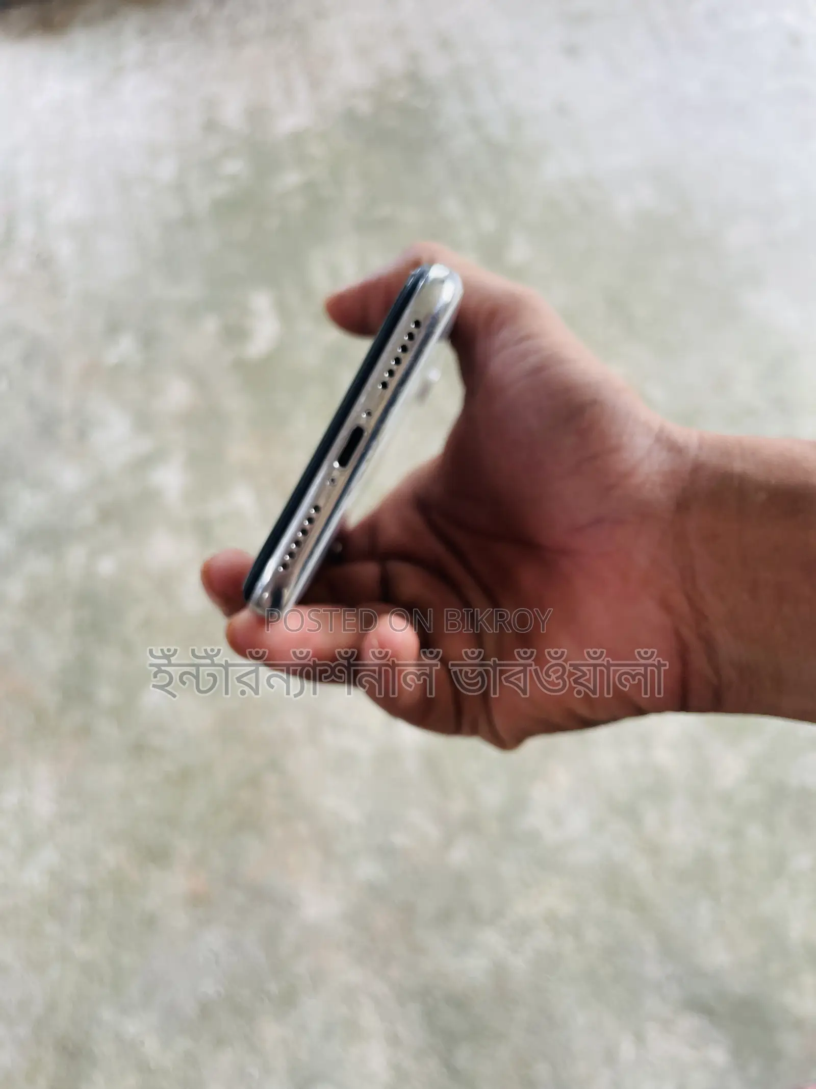 Apple iPhone X 64 GB White