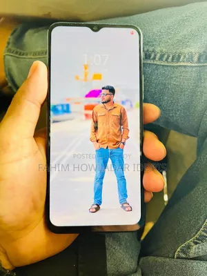 Vivo Y53s 128 GB Rose Gold
