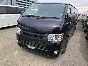 Toyota HiAce 2021 Black