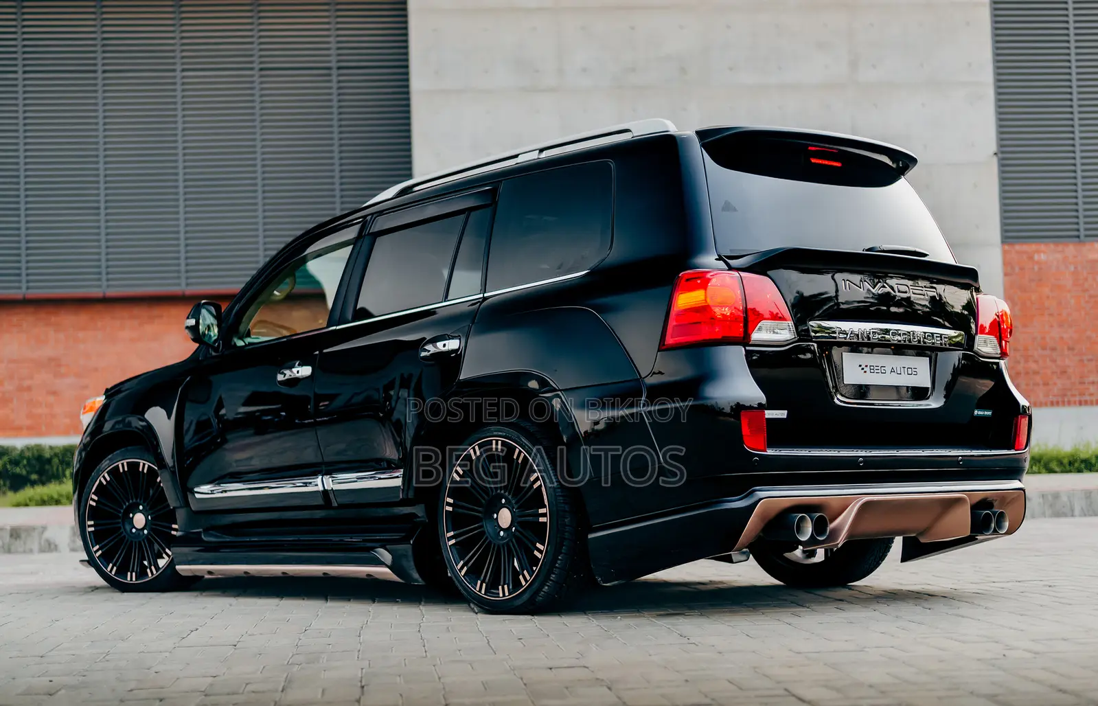 Toyota Land Cruiser 4.6 V8 ZX 2013 Black