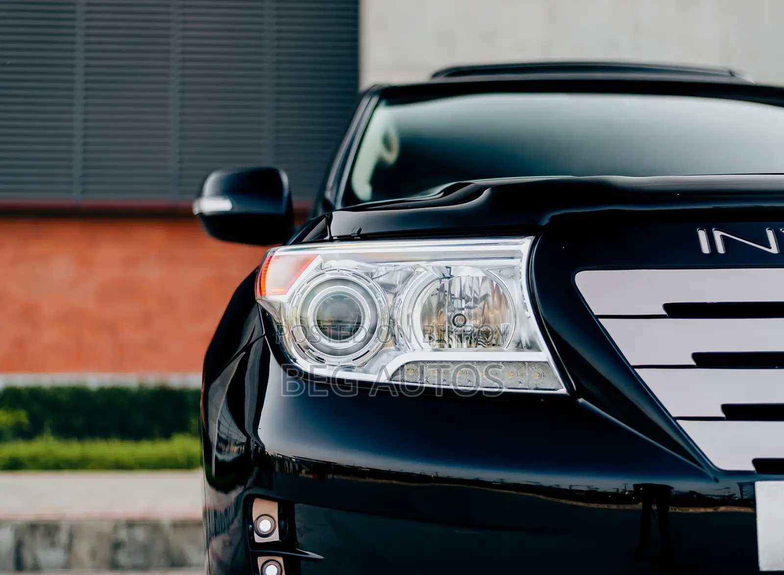 Toyota Land Cruiser 4.6 V8 ZX 2013 Black