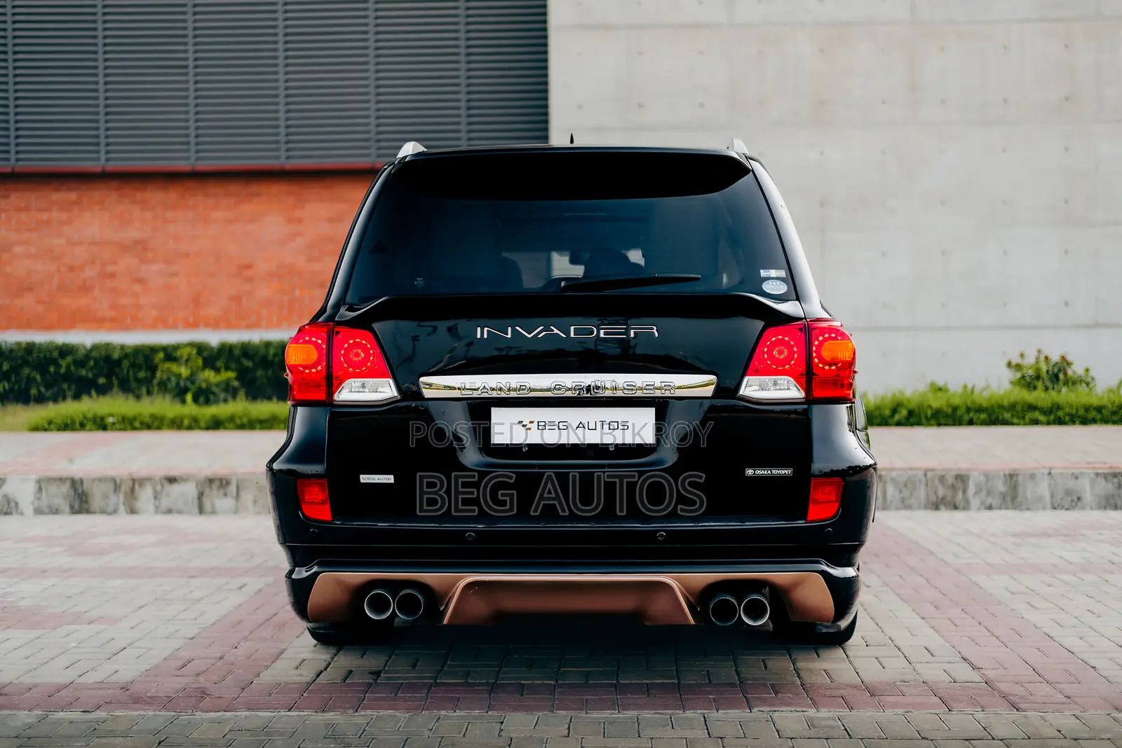 Toyota Land Cruiser 4.6 V8 ZX 2013 Black