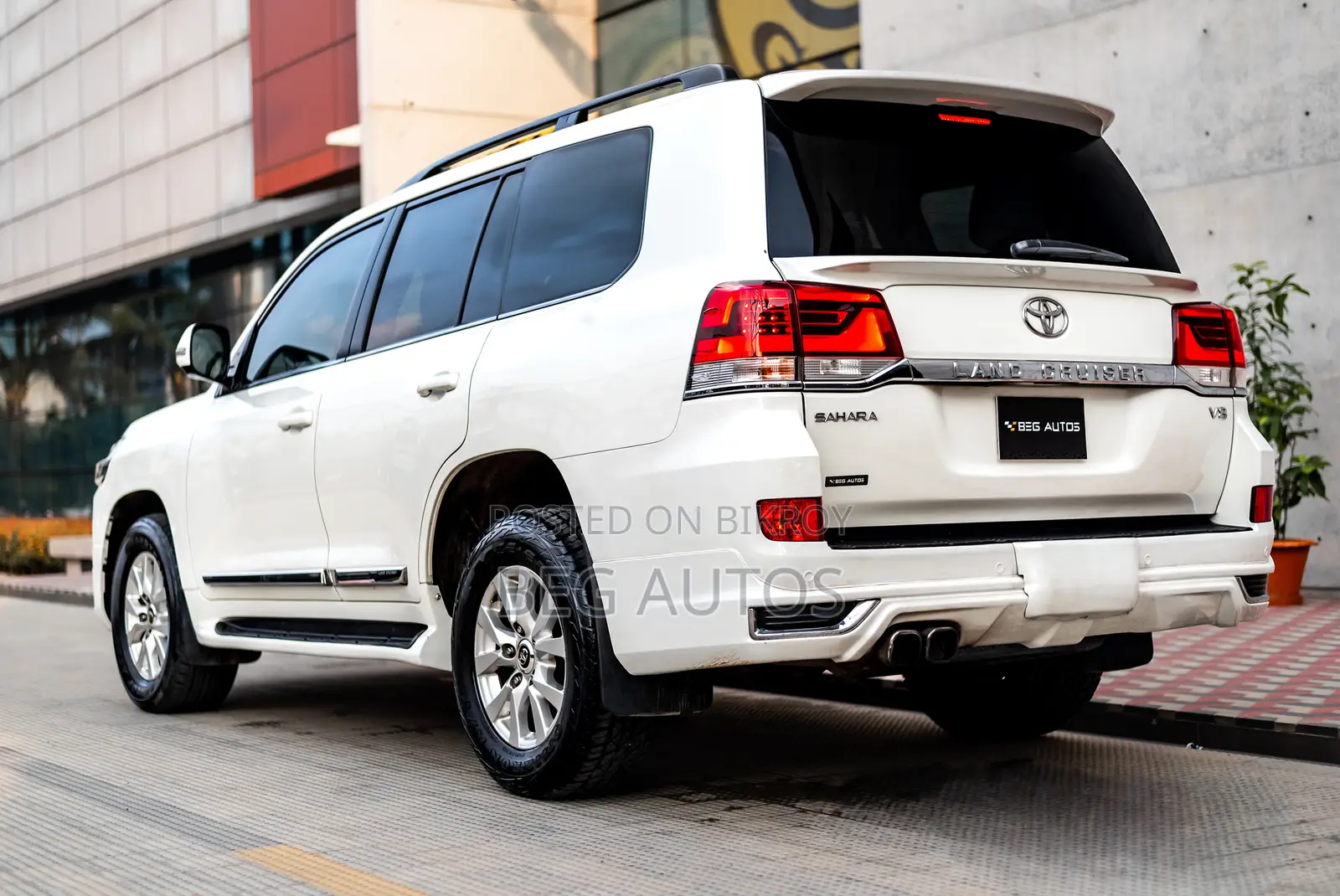 Toyota Land Cruiser 4.5 V8 TD 2016 Pearl