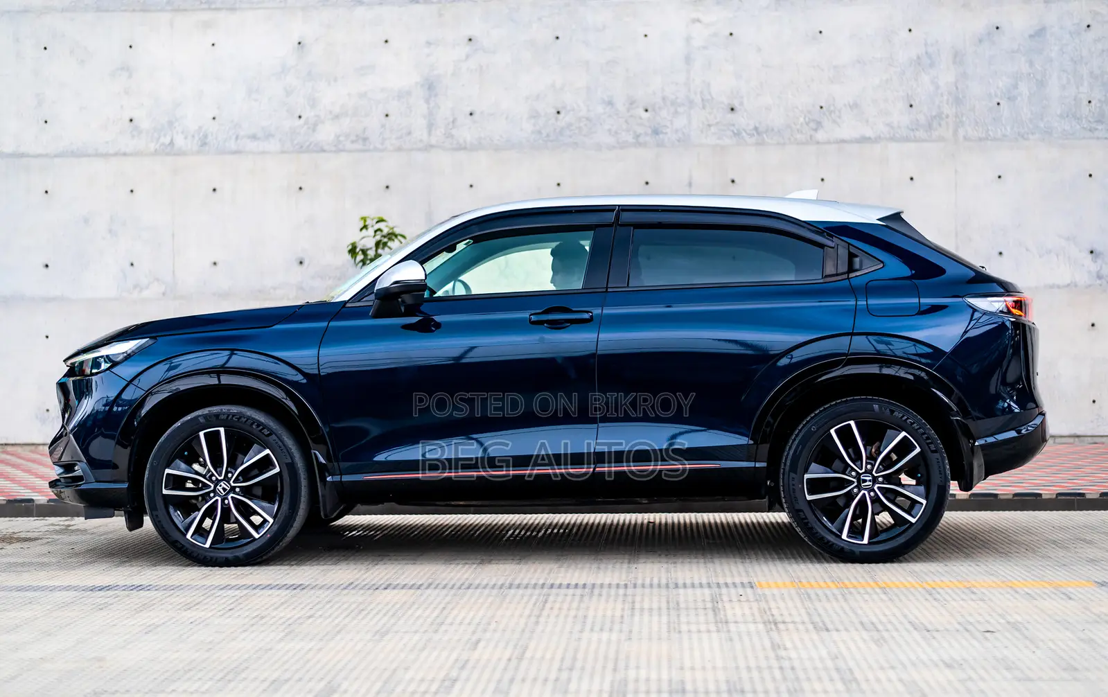 Honda Vezel 1.5 Hybrid 2WD 2021 Blue