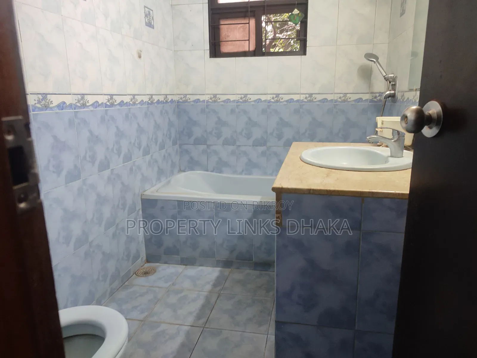 3bdrm Apartment in Gulshan for Rent