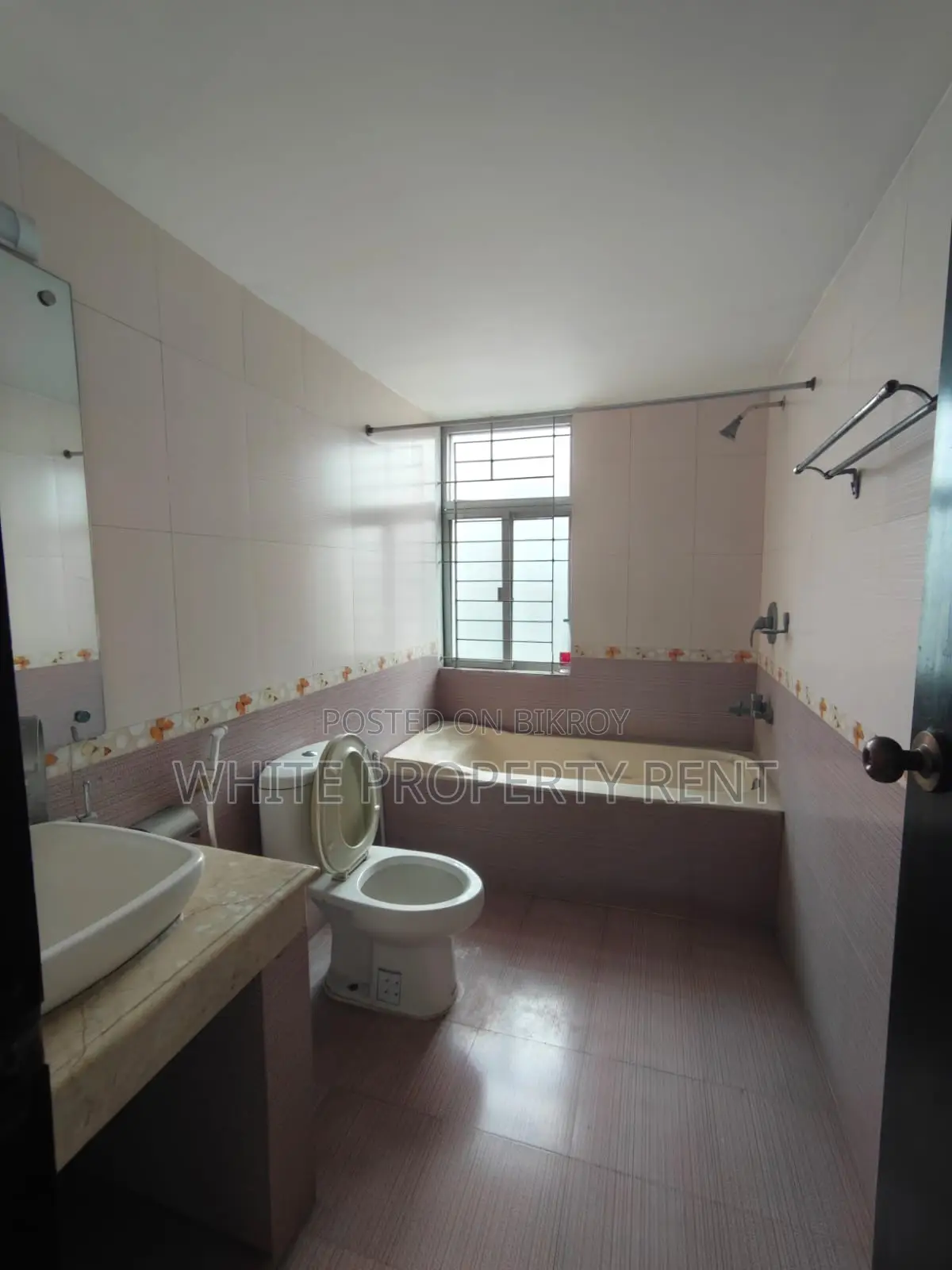 4-Bedroom Apartment in White Property, Gulshan for Rent