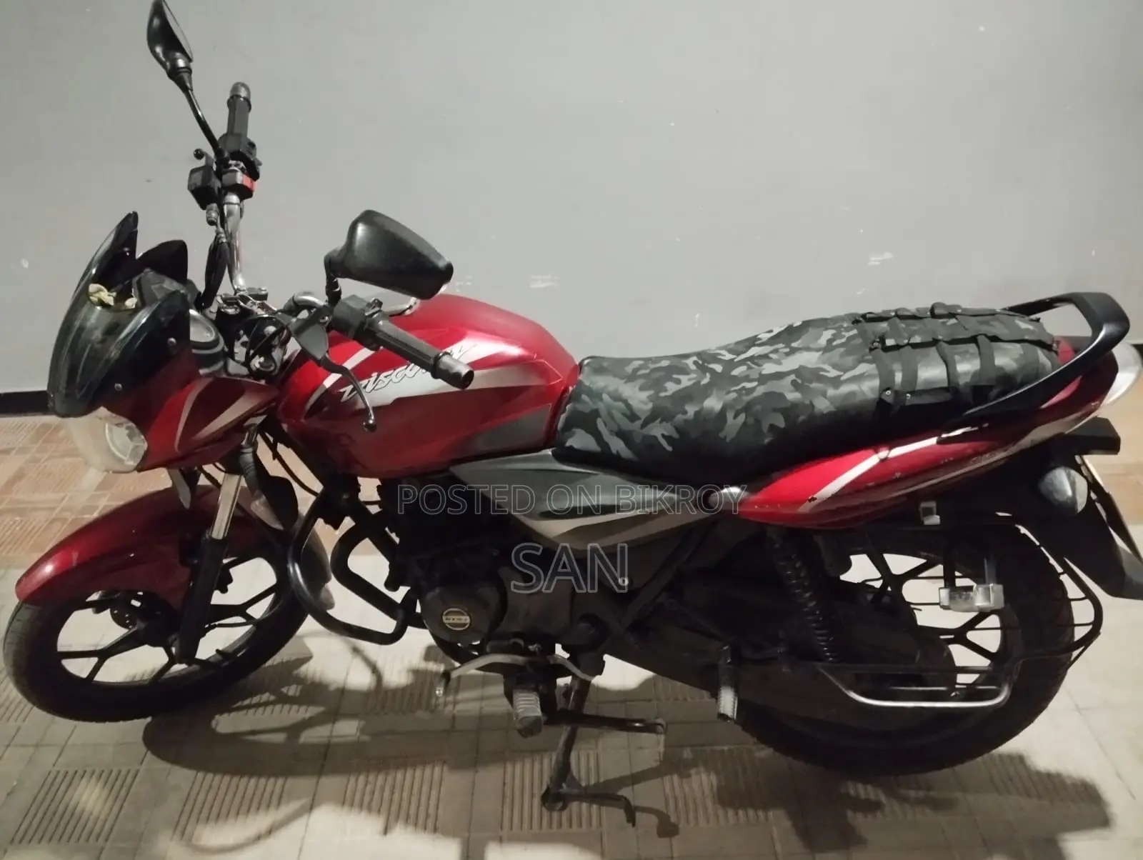 Bajaj Discover 125 2019 লাল