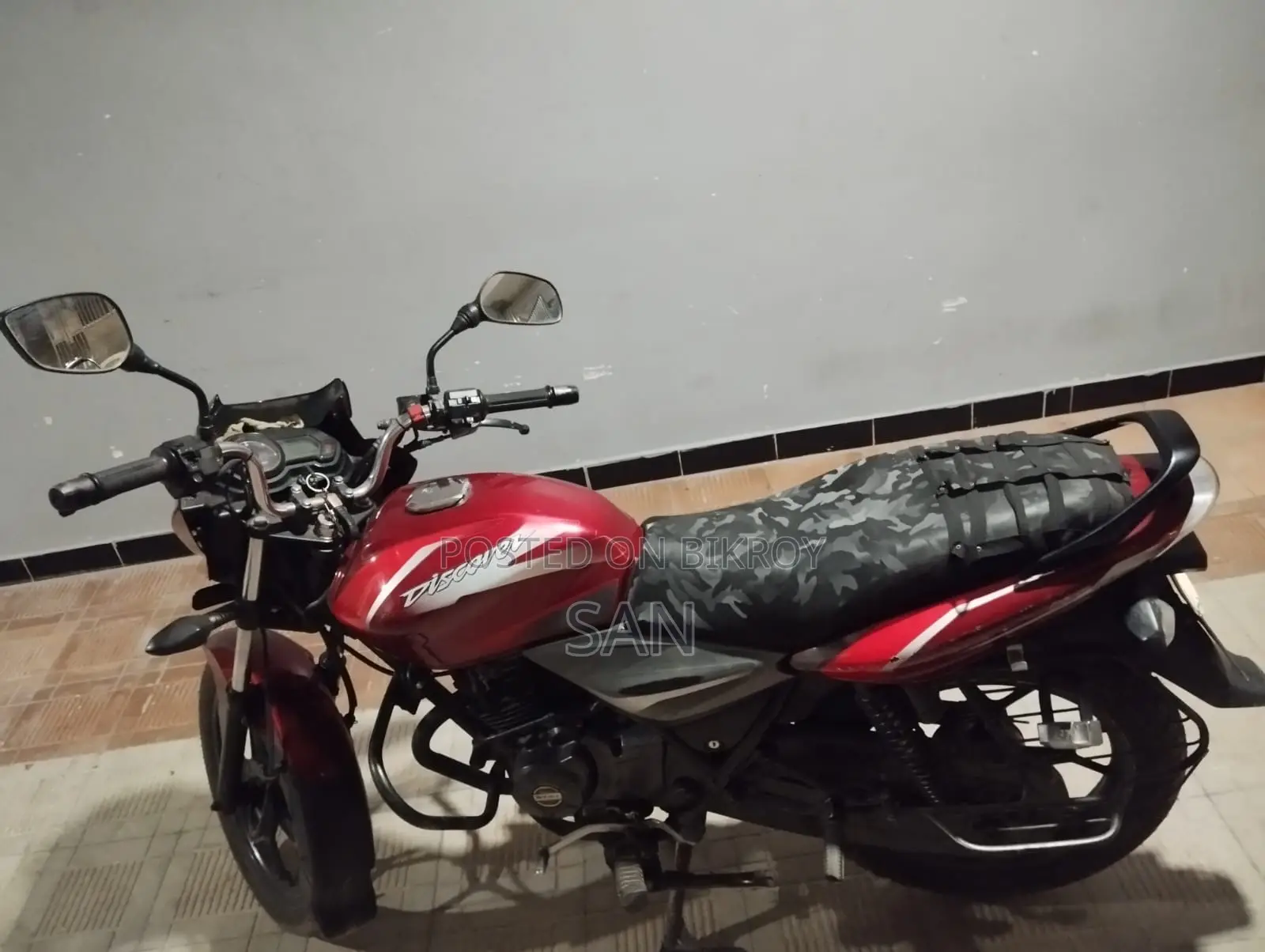 Bajaj Discover 125 2019 লাল