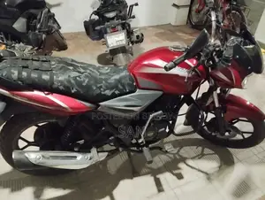 Bajaj Discover 125 2019 লাল