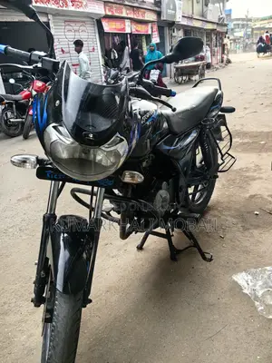বাজাজ ডিসকভার ১৫০ ২০১০ নীল