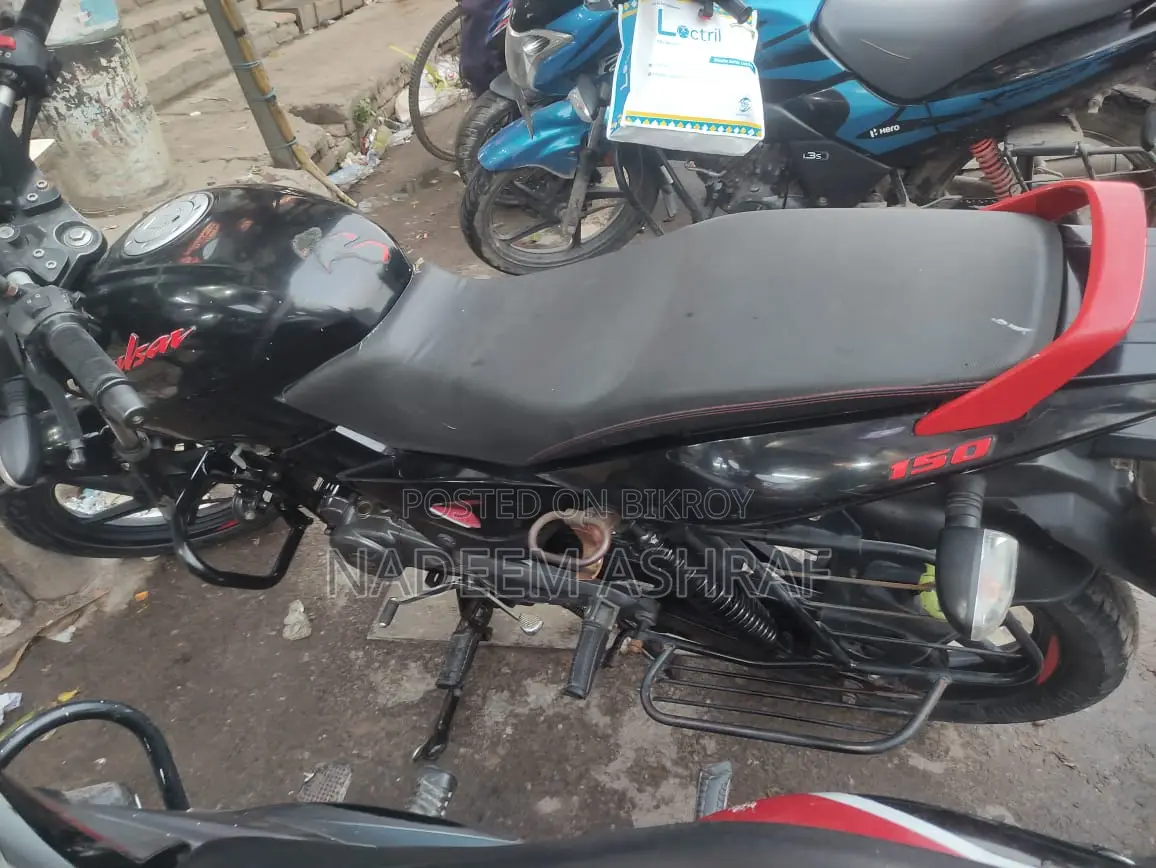 Bajaj Pulsar 150 2019 Black