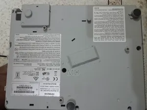 Hitachi Cp- X3042wn Projector