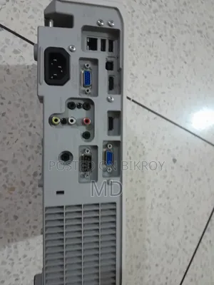 Hitachi Cp- X3042wn Projector