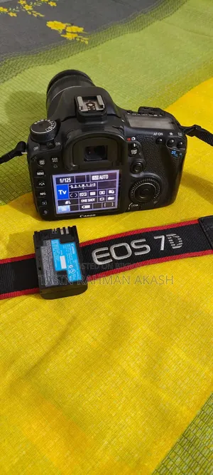 Canon 7d 75/300mm Lens