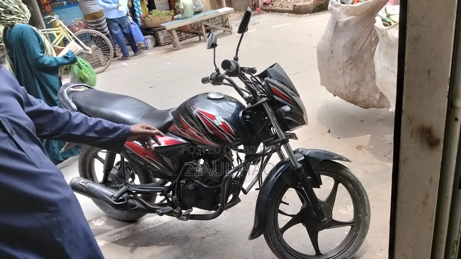 Suzuki Hayate 2018 Black