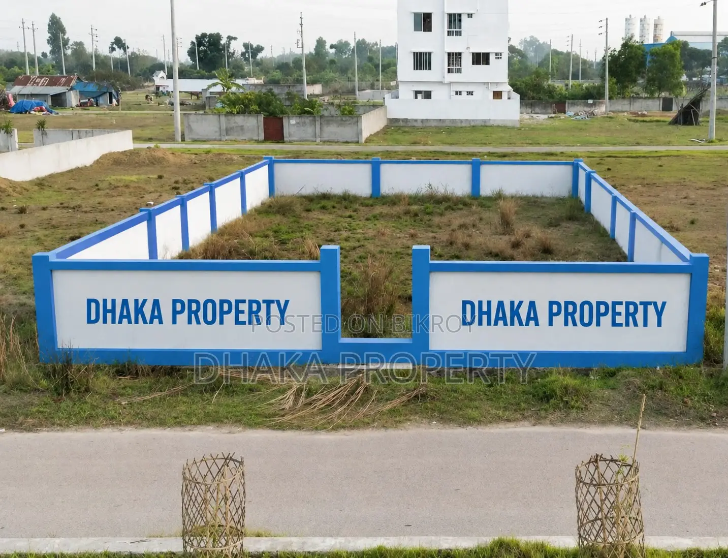 Near 100ft 3 Katha Park South at Sector-25