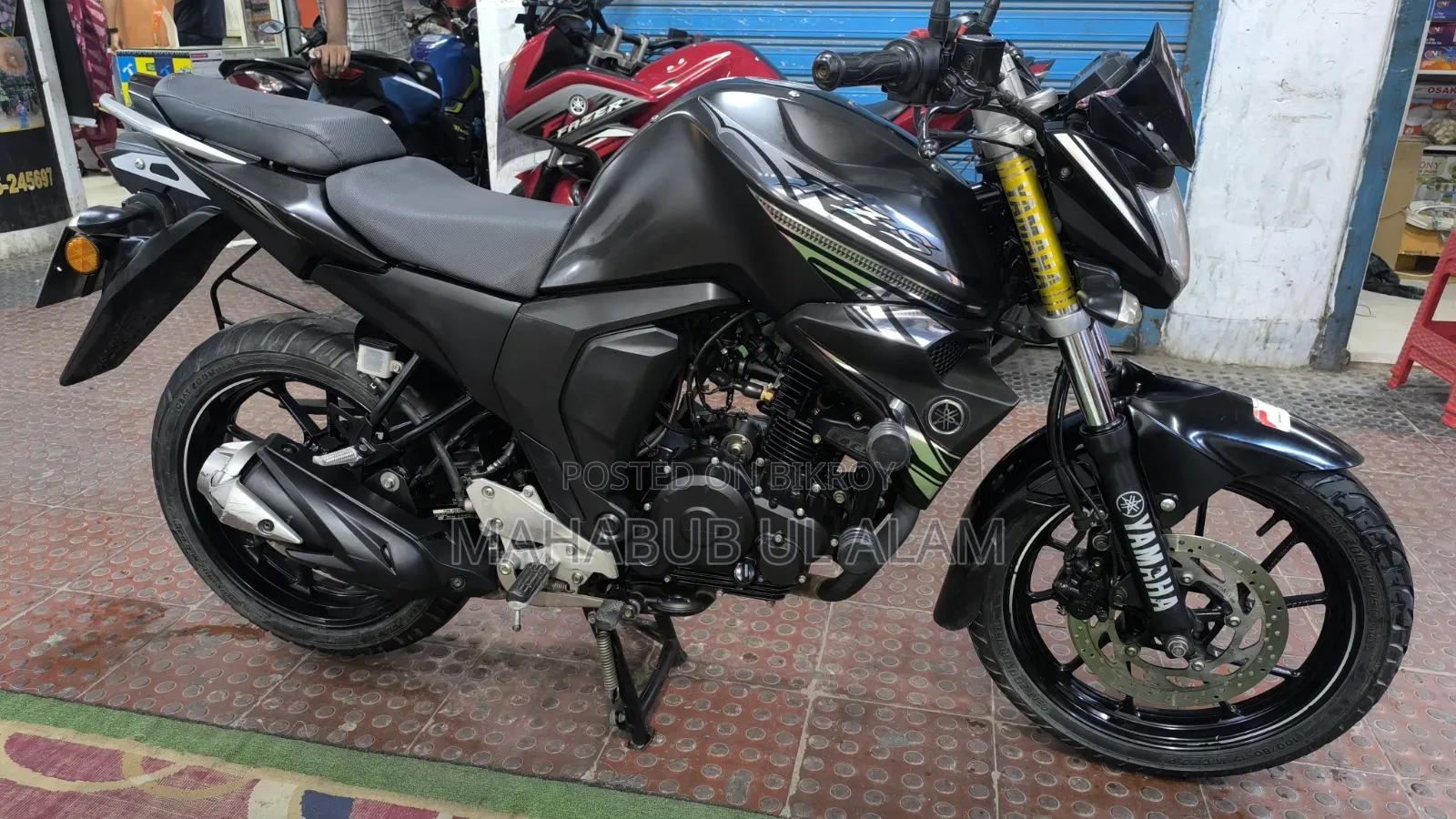 Yamaha FZ6 2024 Black