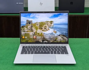 Laptop HP EliteBook 845 G10 1GB AMD Ryzen 5 SSD 512GB