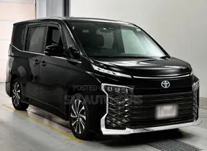 Toyota Voxy 2022 Black