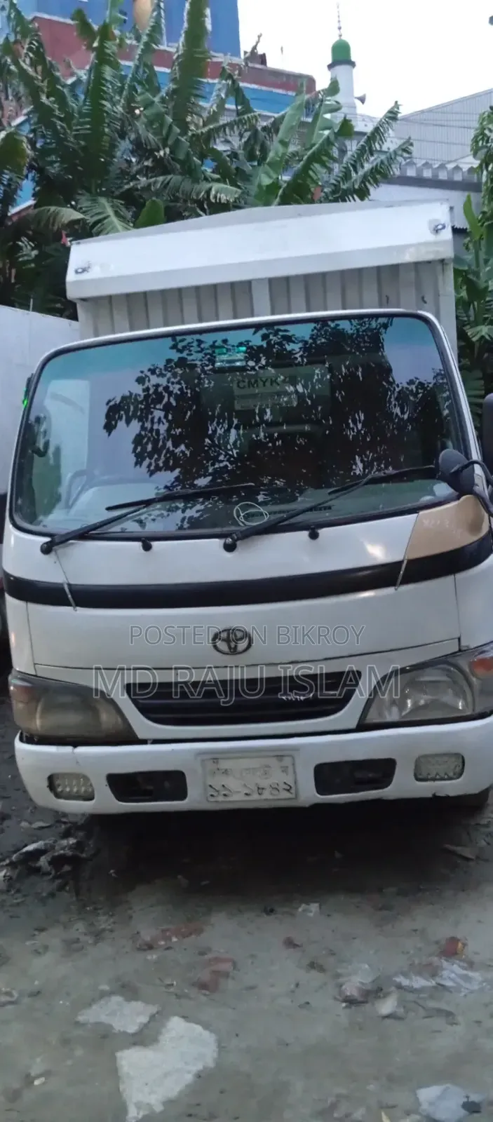 Toyota Dyna 2004 White
