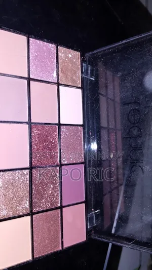 Eyeshadow Palette