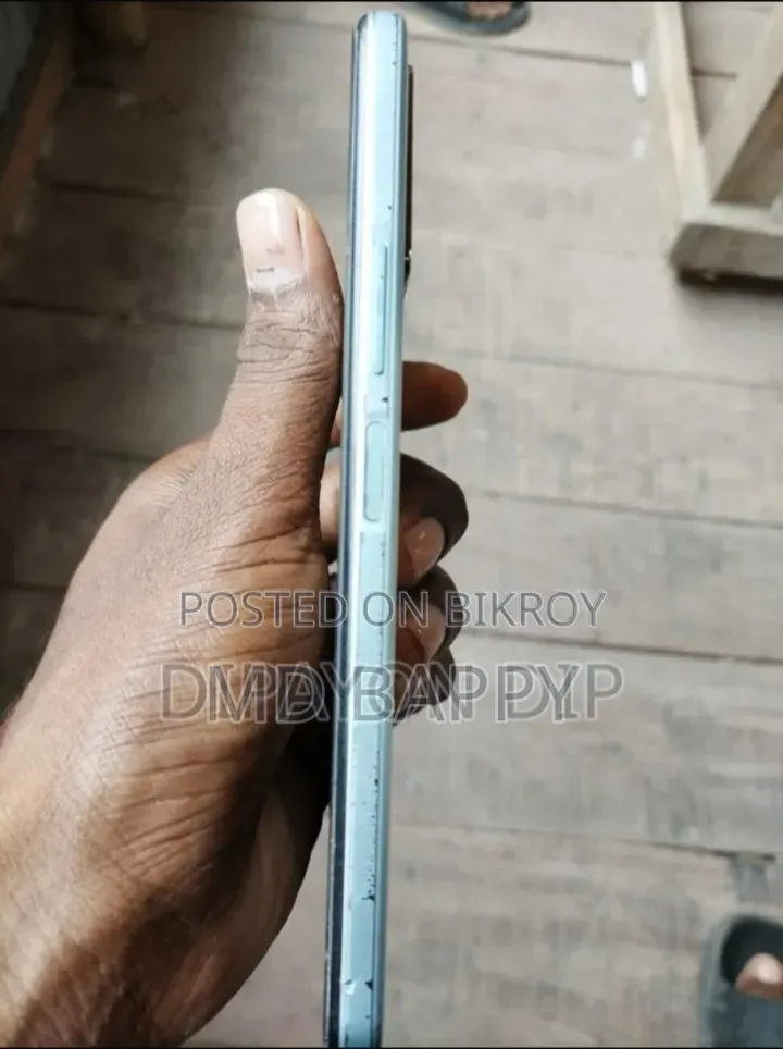 Vivo Y21 128 GB White