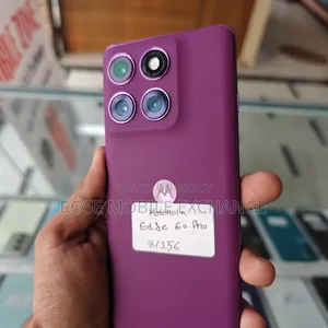 নতুন মটোরোলা এজ ৬০ প্রো ২৫৬ জিবি পার্পল