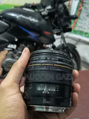 ক্যামেরা ৬ডি লেন্স ৮৫মিমি