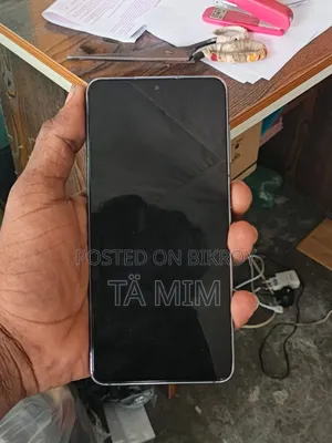 New Samsung Galaxy S21 5G 128 GB Black