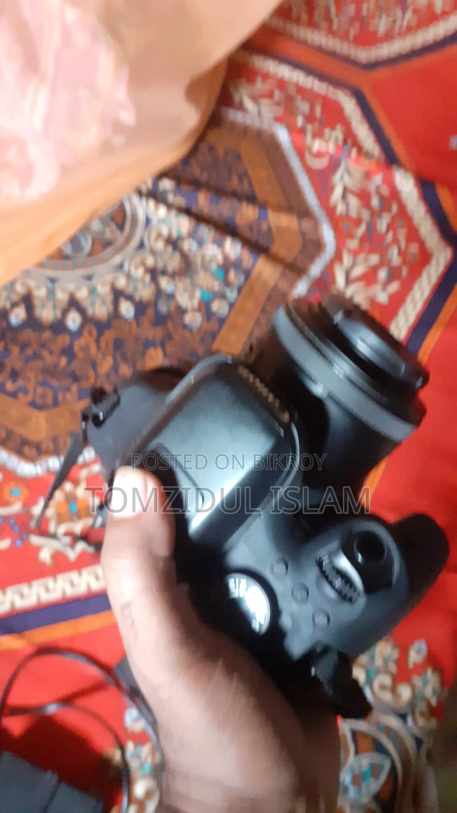 ক্যানন ৭৫০ডি সাথে ৫০মিমি এসটিএম লেন্স